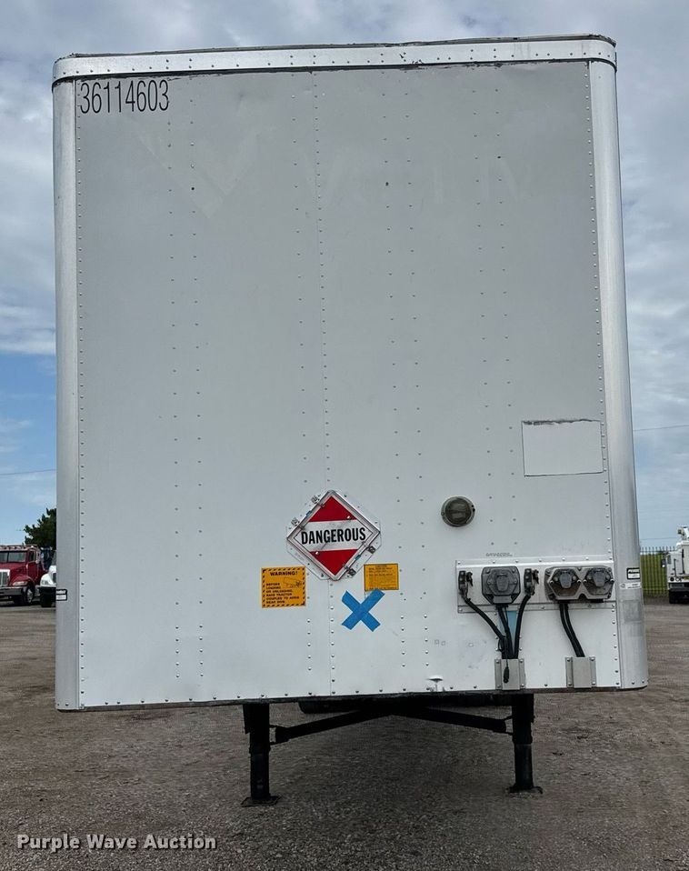 image for item DY0057 2011 Utility Trailers VS2DX dry van trailer