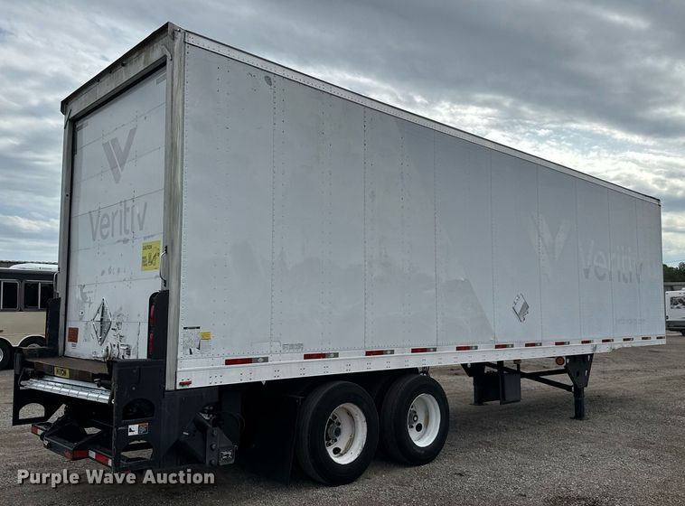 image for item DY0057 2011 Utility Trailers VS2DX dry van trailer