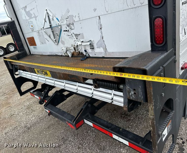 image for item DY0057 2011 Utility Trailers VS2DX dry van trailer