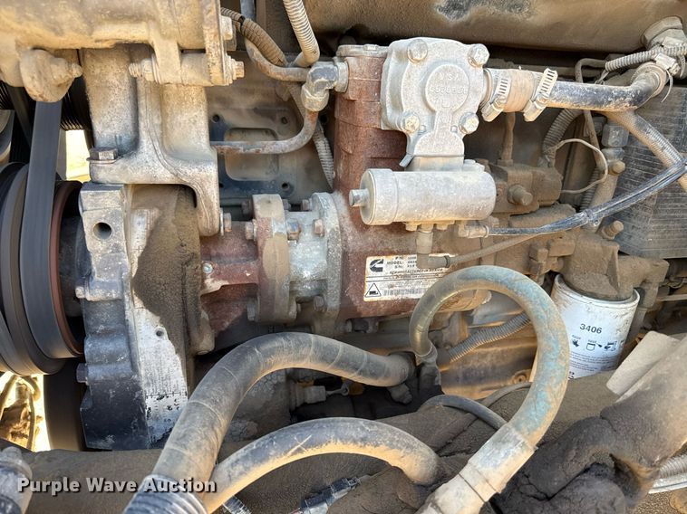 image for item DZ4068 1998 Ford LT9513 semi truck