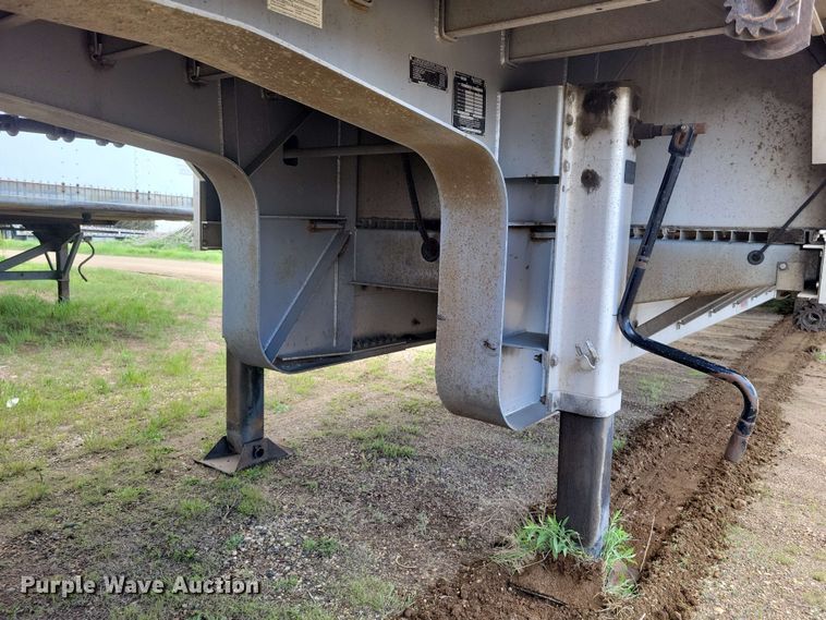 image for item EA2447 2018 Reitnouer Drop Miser drop deck trailer