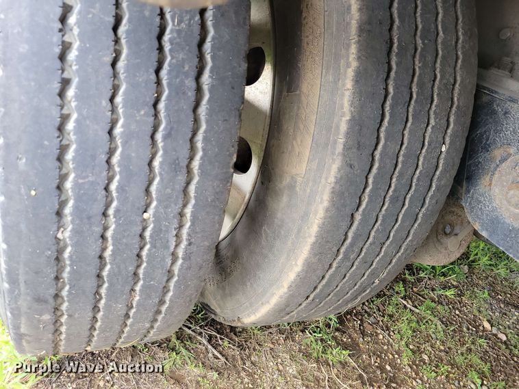 image for item EA2447 2018 Reitnouer Drop Miser drop deck trailer