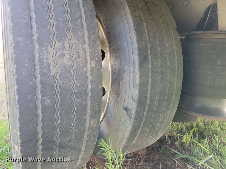 image for item EA2447 2018 Reitnouer Drop Miser drop deck trailer