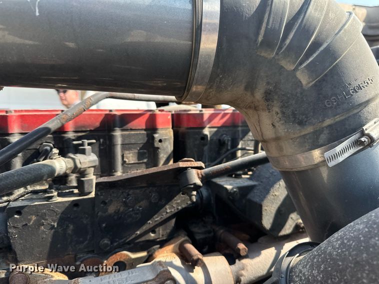 image for item EB2601 2000 Peterbilt 379 semi truck