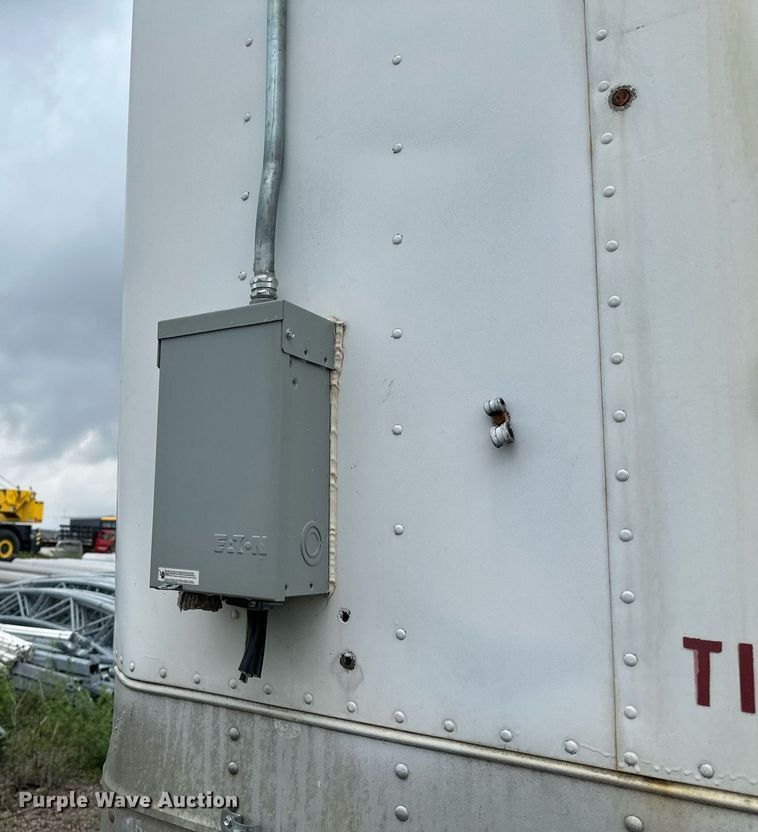 image for item EB2628 1995 Great Dane 701TZ-1 jobsite trailer