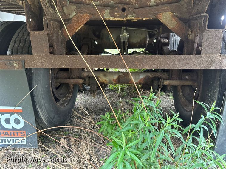 image for item EB2628 1995 Great Dane 701TZ-1 jobsite trailer