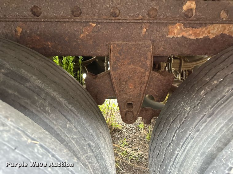 image for item EB2628 1995 Great Dane 701TZ-1 jobsite trailer