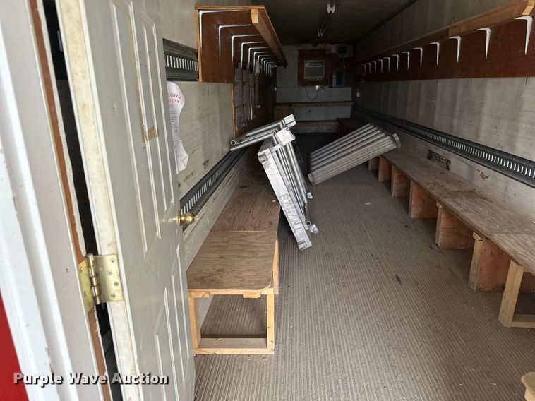 image for item EB2628 1995 Great Dane 701TZ-1 jobsite trailer