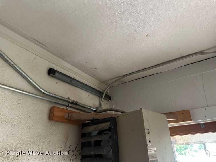 image for item EB2628 1995 Great Dane 701TZ-1 jobsite trailer