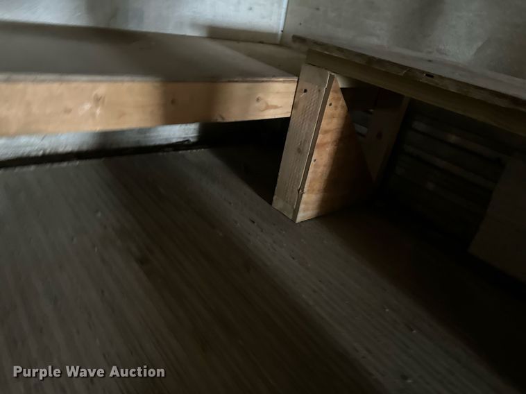 image for item EB2628 1995 Great Dane 701TZ-1 jobsite trailer