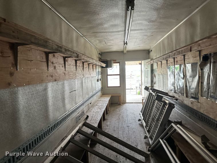 image for item EB2628 1995 Great Dane 701TZ-1 jobsite trailer