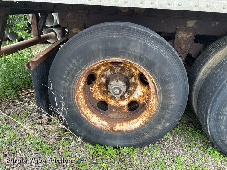 image for item EB2628 1995 Great Dane 701TZ-1 jobsite trailer