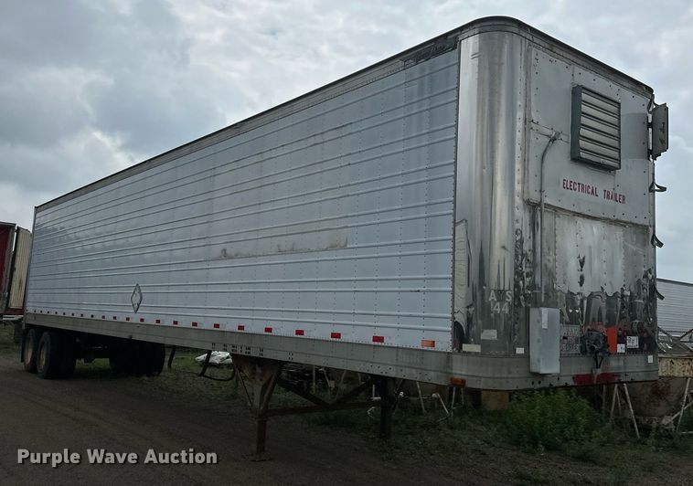 image for item EB2629 1987 Great Dane 7011TZ1 jobsite trailer
