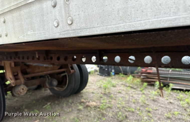 image for item EB2629 1987 Great Dane 7011TZ1 jobsite trailer