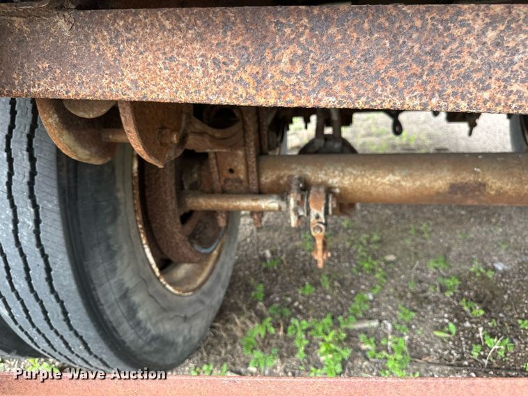 image for item EB2629 1987 Great Dane 7011TZ1 jobsite trailer