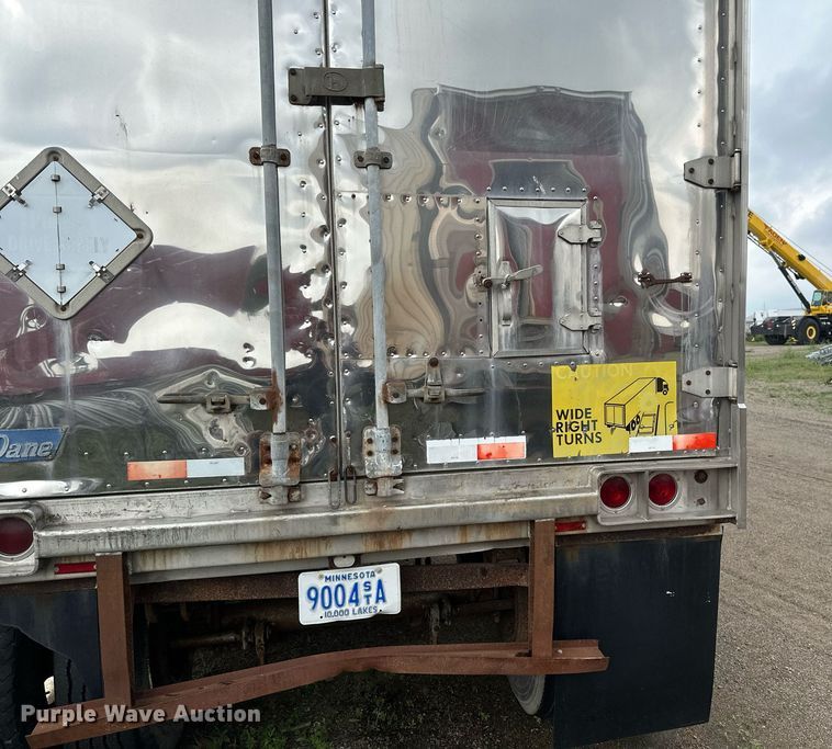 image for item EB2629 1987 Great Dane 7011TZ1 jobsite trailer