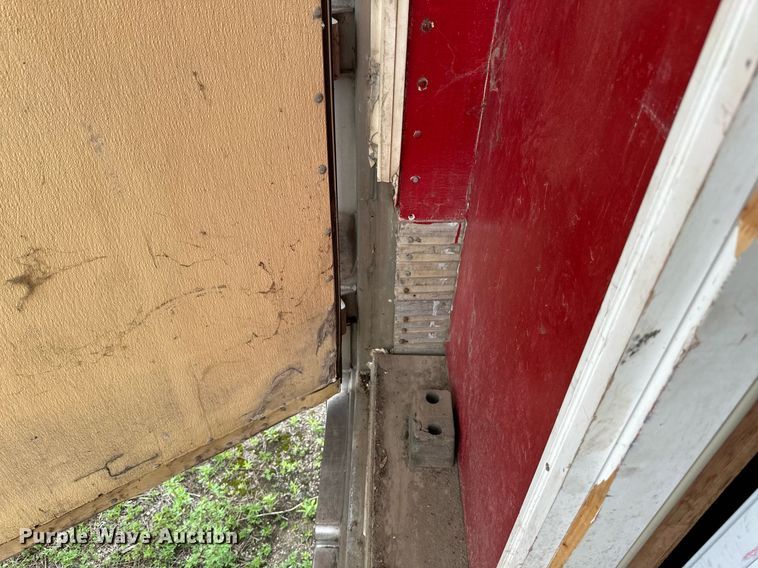 image for item EB2629 1987 Great Dane 7011TZ1 jobsite trailer