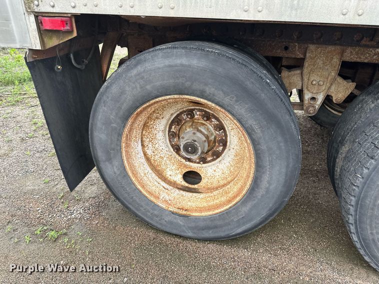 image for item EB2629 1987 Great Dane 7011TZ1 jobsite trailer