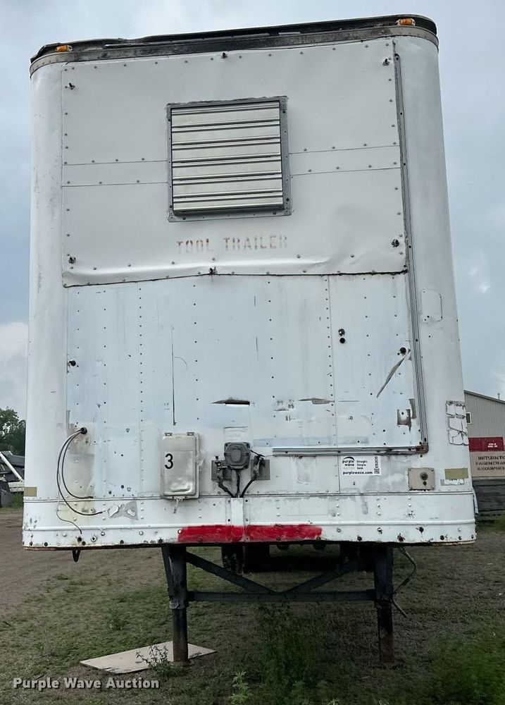 image for item EB2630 1985 Great Dane jobsite trailer