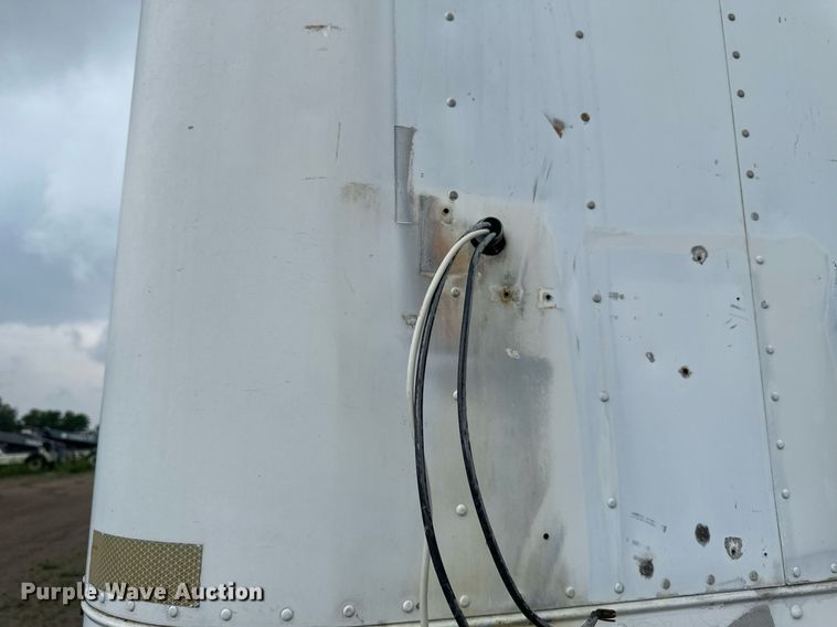 image for item EB2630 1985 Great Dane jobsite trailer