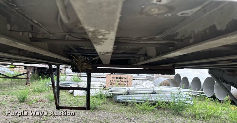 image for item EB2630 1985 Great Dane jobsite trailer