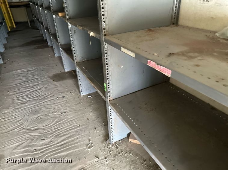 image for item EB2630 1985 Great Dane jobsite trailer