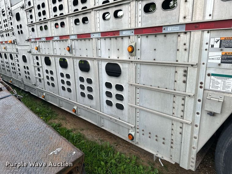 image for item EB2632 2012 Wilson livestock trailer