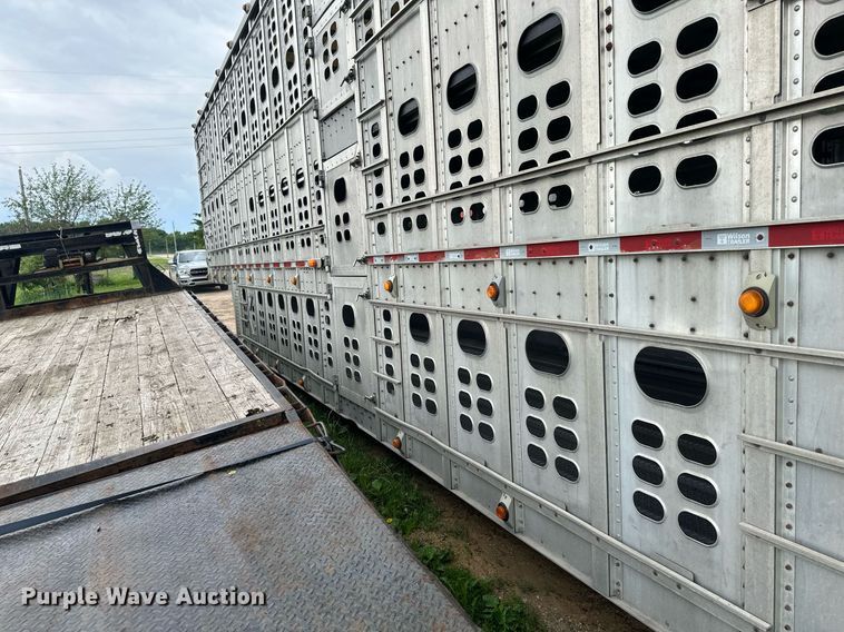image for item EB2632 2012 Wilson livestock trailer