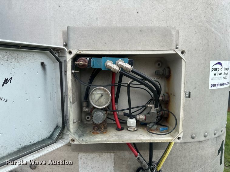 image for item EB2632 2012 Wilson livestock trailer