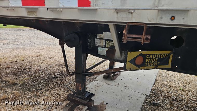 image for item EB8110 2000 Transcraft Eagle W2 flatbed trailer