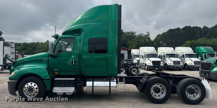 image for item EC3647 2020 International LT625 semi truck