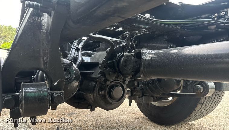 image for item EC3647 2020 International LT625 semi truck