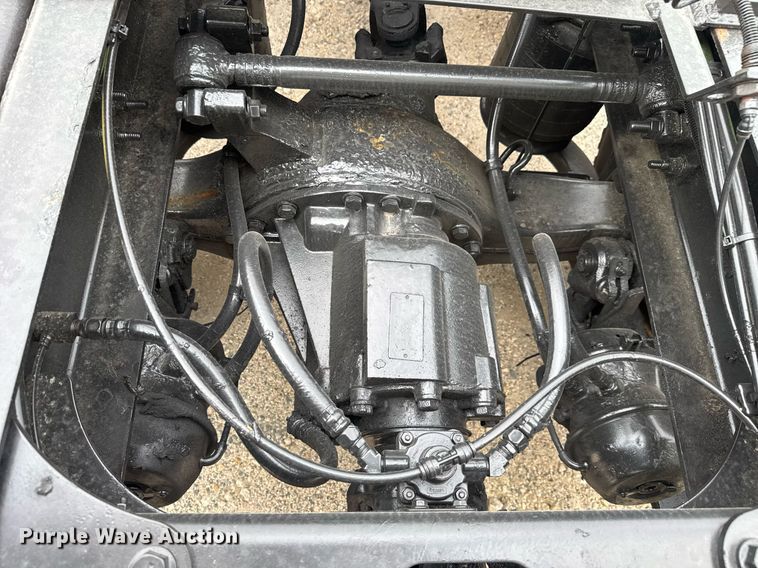 image for item EC3649 2020 International LT625 semi truck