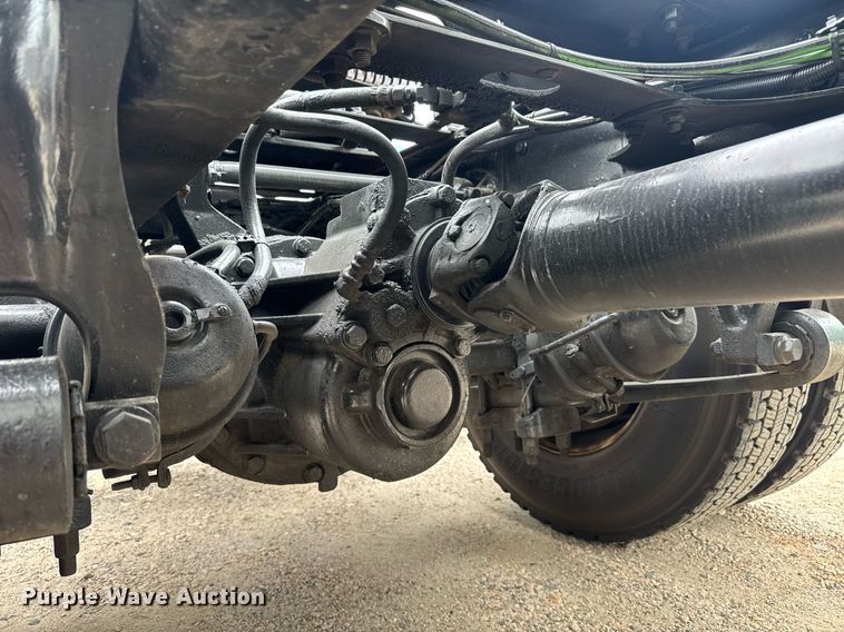 image for item EC3649 2020 International LT625 semi truck