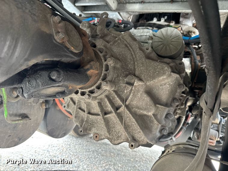 image for item EC3649 2020 International LT625 semi truck