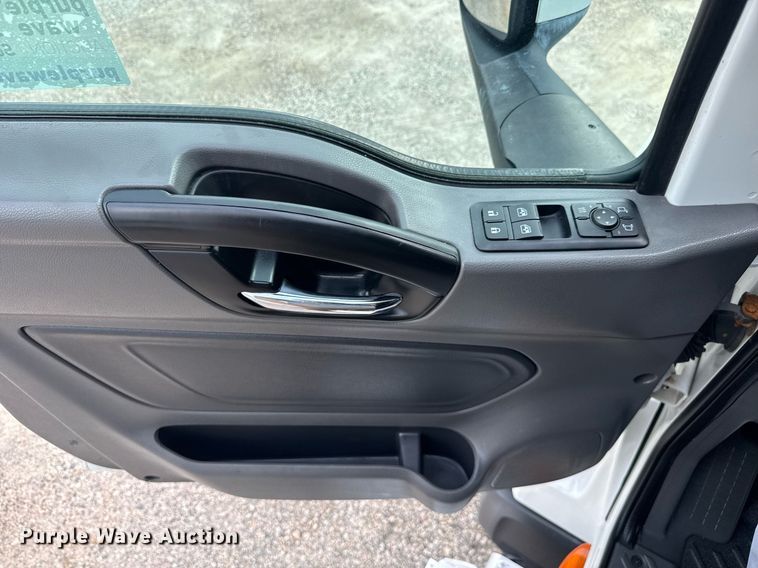 image for item EC3649 2020 International LT625 semi truck