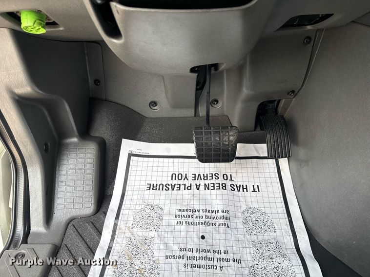 image for item EC3649 2020 International LT625 semi truck