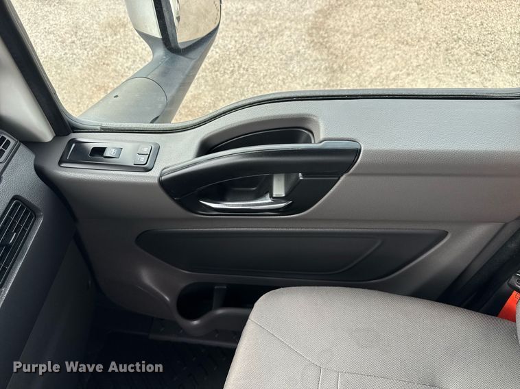 image for item EC3649 2020 International LT625 semi truck