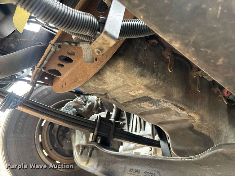 image for item EC3649 2020 International LT625 semi truck