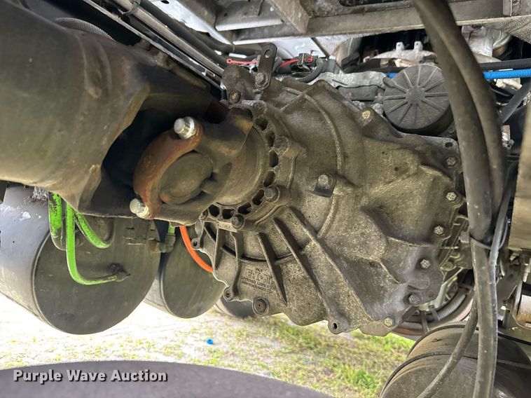 image for item EC3651 2019 International LT625 semi truck