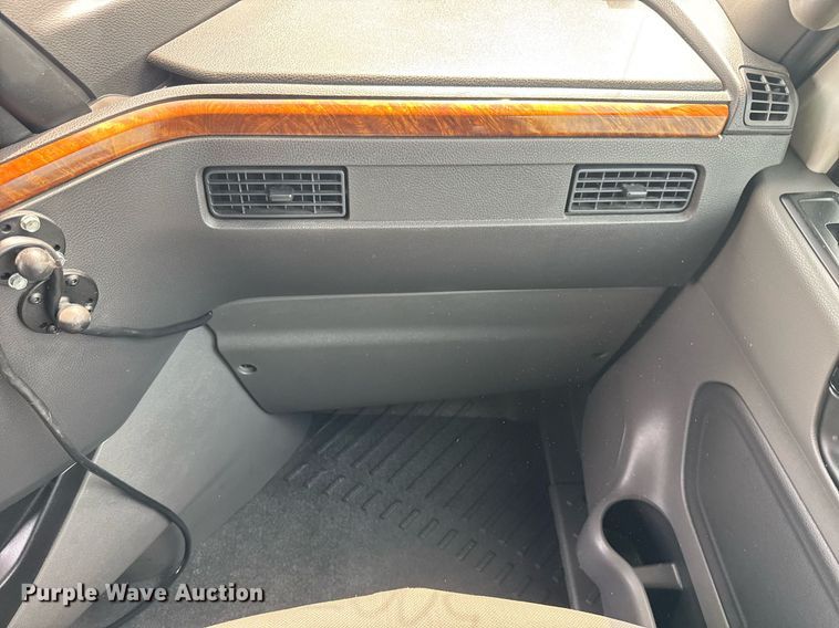 image for item EC3651 2019 International LT625 semi truck