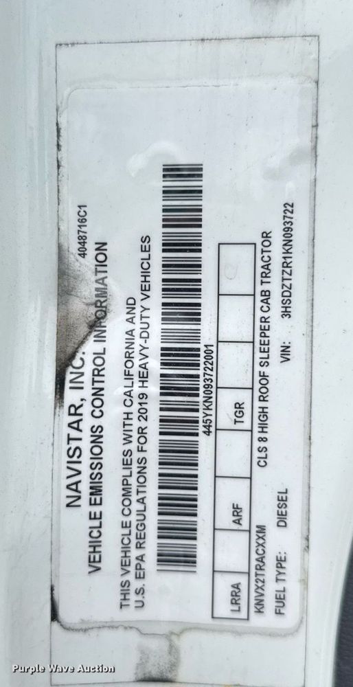 image for item EC3651 2019 International LT625 semi truck