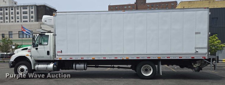 image for item EC4272 2018 International 4300  refrigerated truck