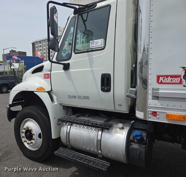 image for item EC4272 2018 International 4300  refrigerated truck