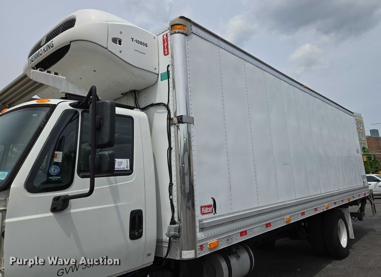 image for item EC4272 2018 International 4300  refrigerated truck