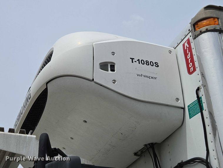 image for item EC4272 2018 International 4300  refrigerated truck