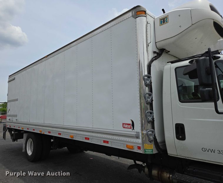 image for item EC4272 2018 International 4300  refrigerated truck