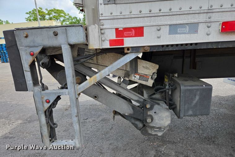 image for item EC4272 2018 International 4300  refrigerated truck