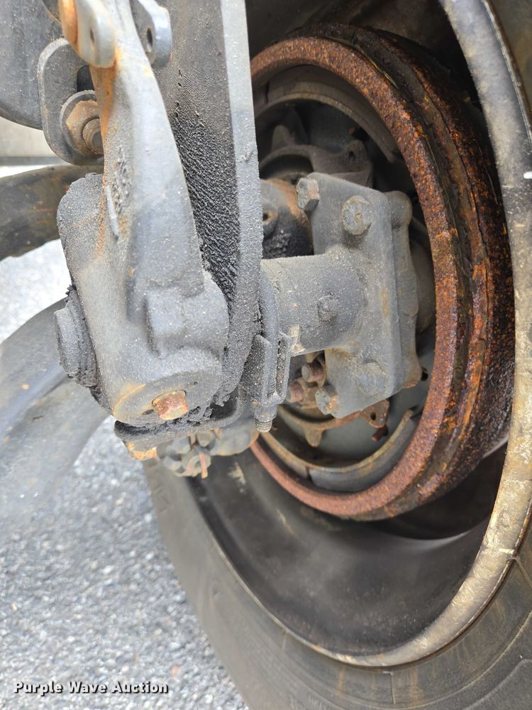 image for item EC4272 2018 International 4300  refrigerated truck