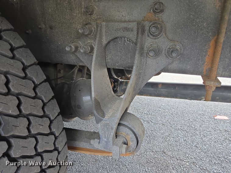 image for item EC4272 2018 International 4300  refrigerated truck